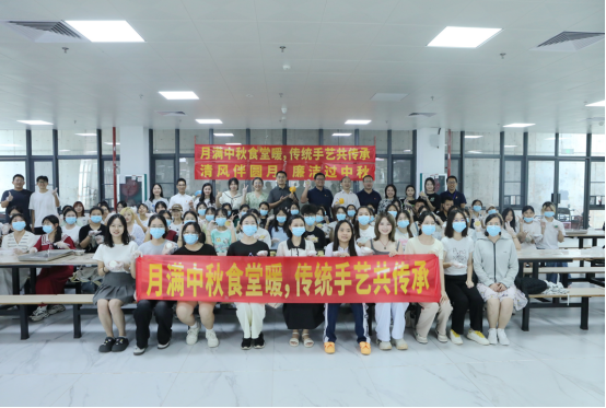 image.png 英国上市公司365