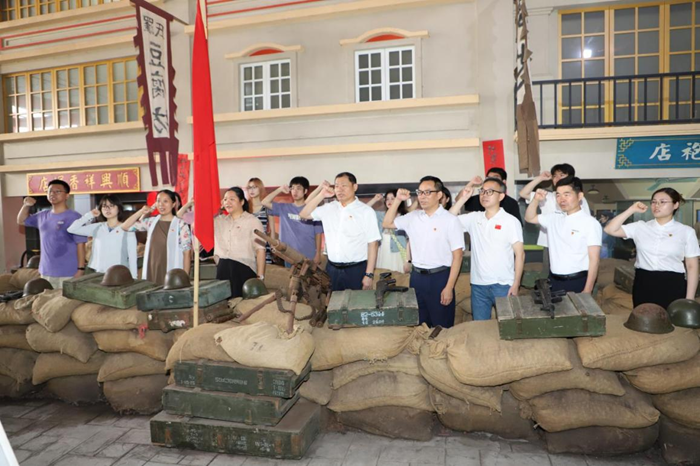 英国上市公司365