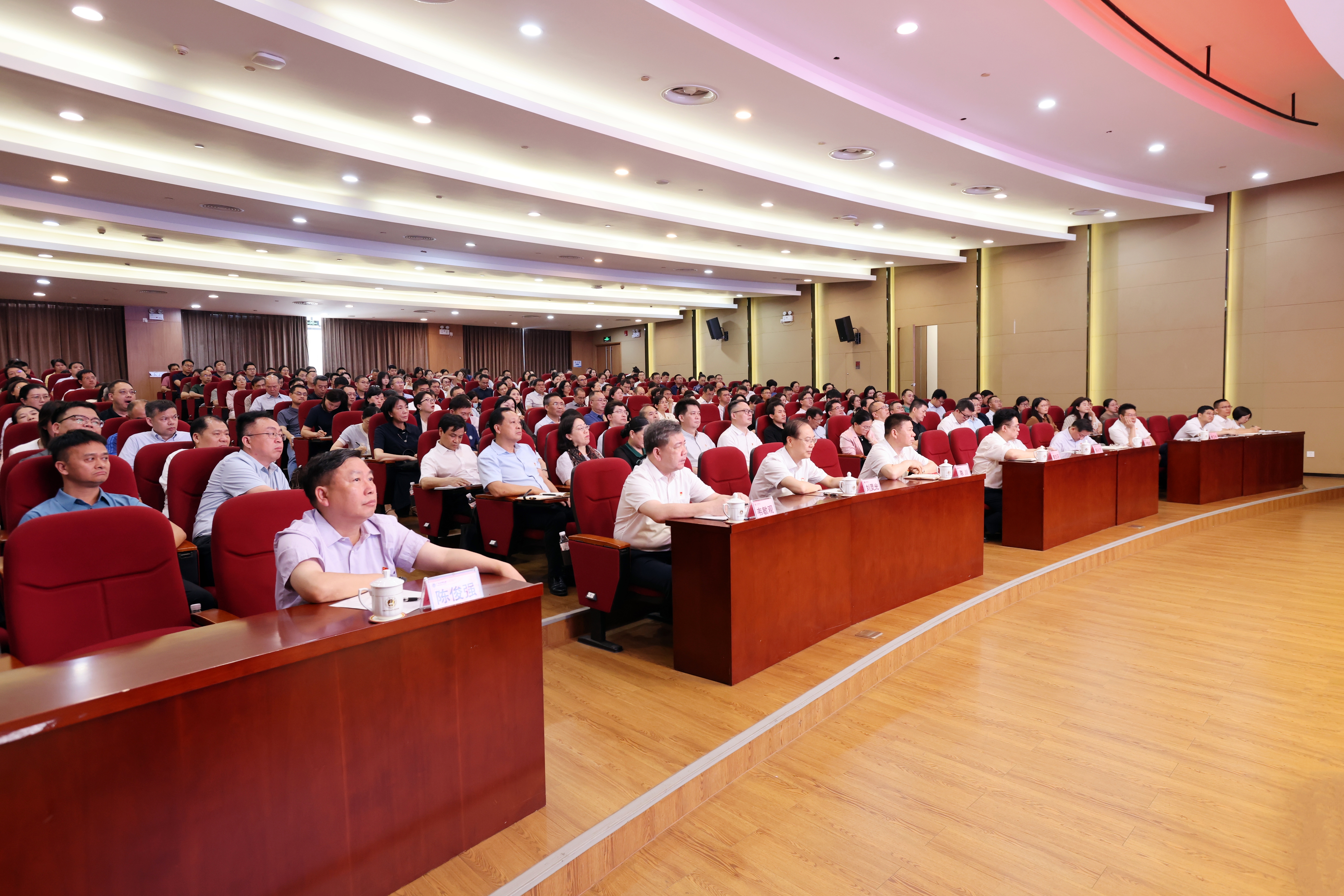 英国上市公司365