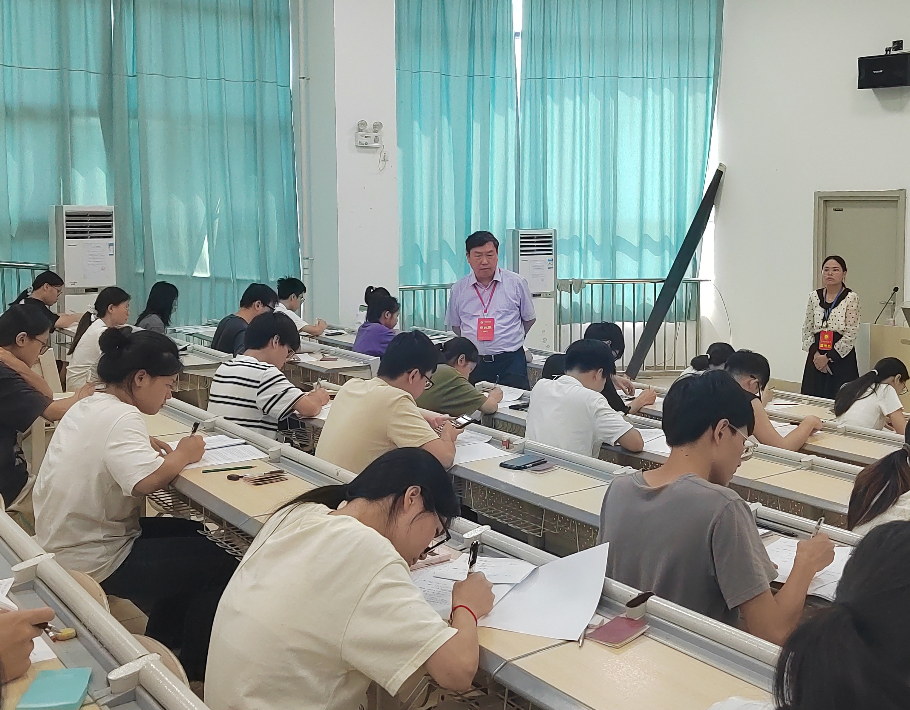 英国上市公司365